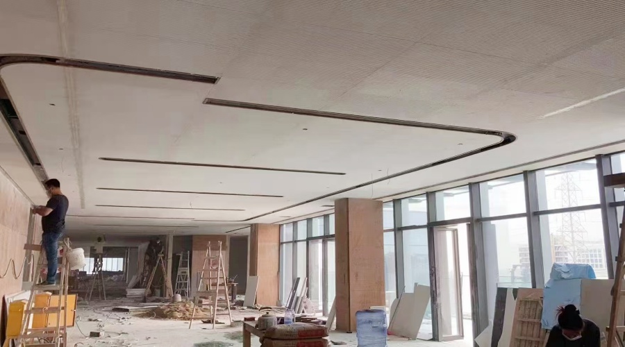 西安SOHO潤朗辦公會所--飾紀上品GRG穿孔板吊頂