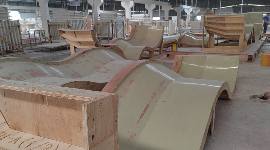 廣州天環(huán)廣場GRC水磨石坐凳工程案例