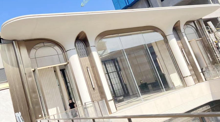 福建江灣道售樓部水磨石UHPC柱子造型工程案例