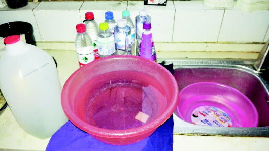 ����ͣ�˃ɻ�ˮ �@����ô�k��