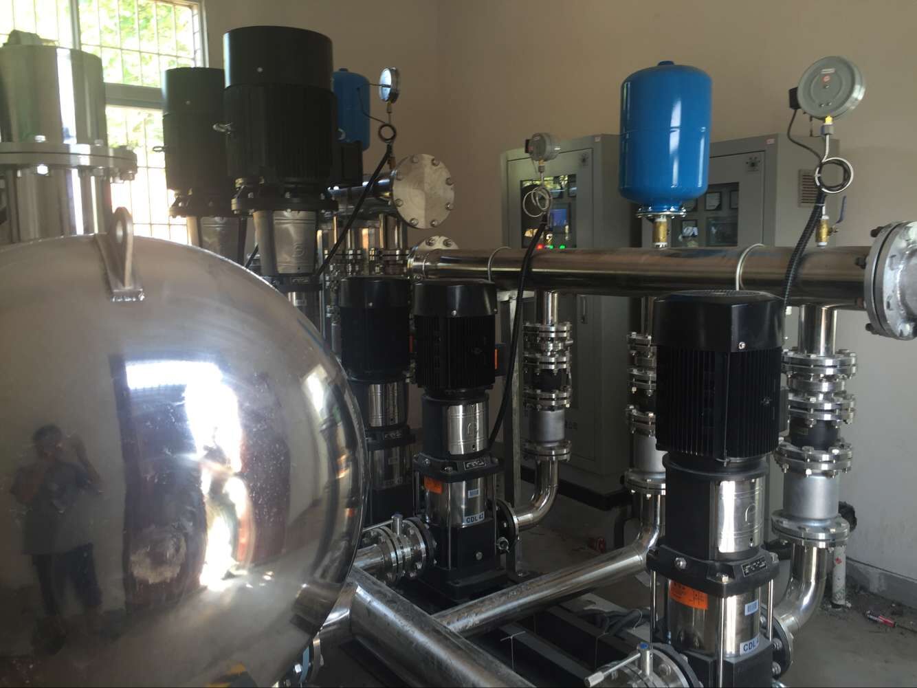 ���ι�ˮ�O(sh��)�����Ӌ(j��)����ˮ����